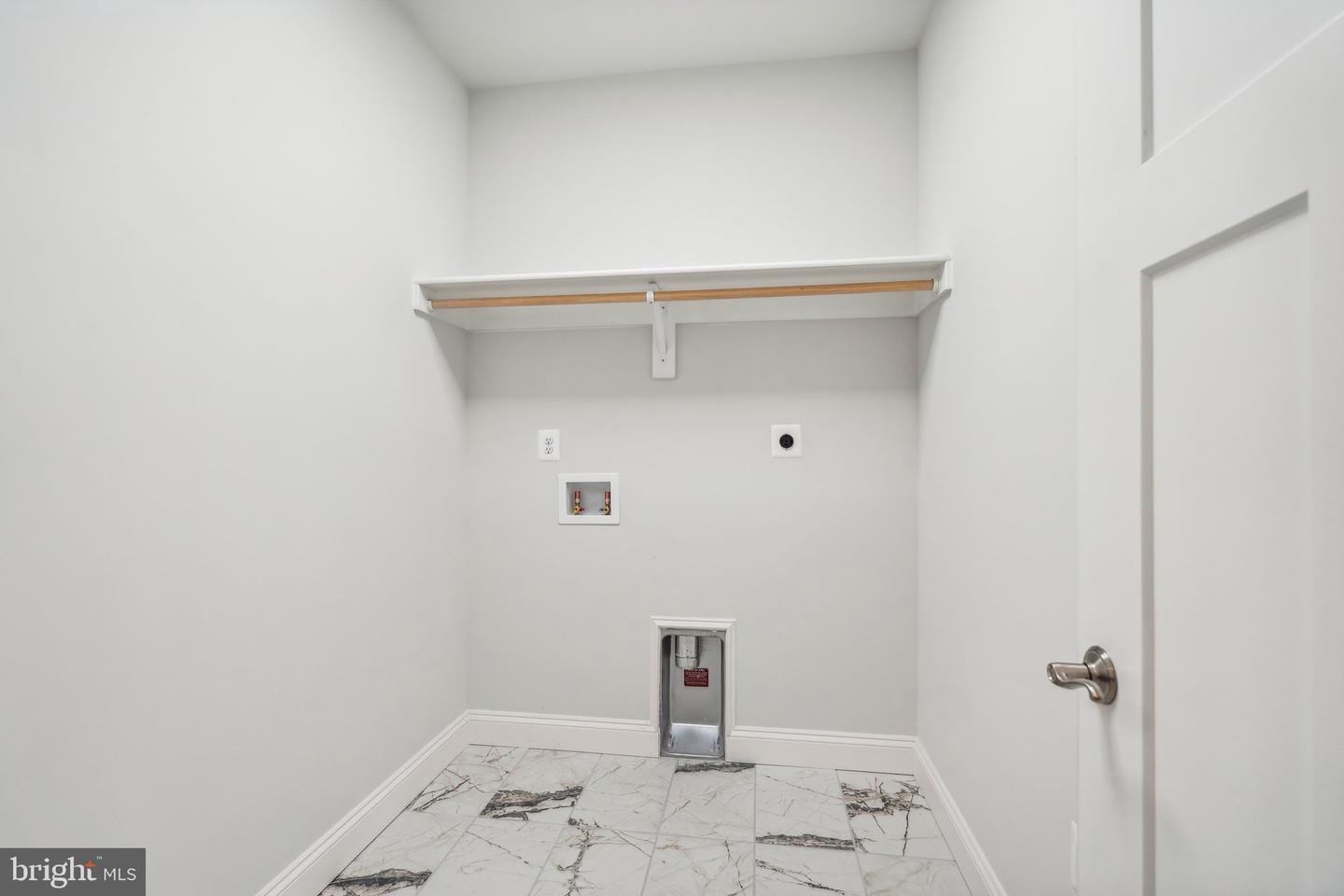 13749 ORLANDO RD, NOKESVILLE, Virginia 20181, 4 Bedrooms Bedrooms, ,3 BathroomsBathrooms,Residential,For sale,13749 ORLANDO RD,VAPW2112648 MLS # VAPW2112648