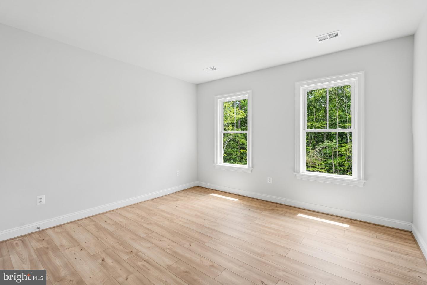 13749 ORLANDO RD, NOKESVILLE, Virginia 20181, 4 Bedrooms Bedrooms, ,3 BathroomsBathrooms,Residential,For sale,13749 ORLANDO RD,VAPW2112648 MLS # VAPW2112648