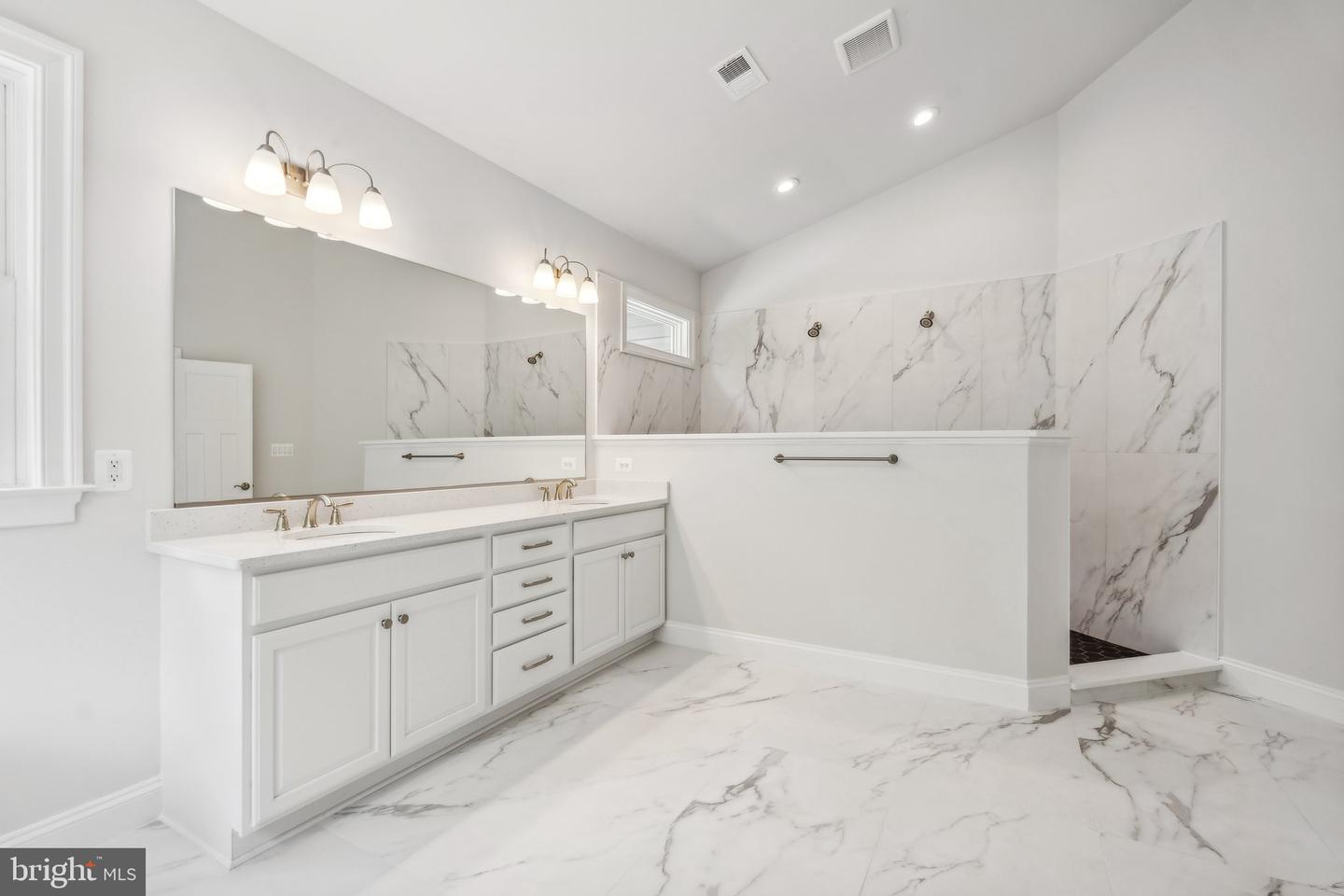 13749 ORLANDO RD, NOKESVILLE, Virginia 20181, 4 Bedrooms Bedrooms, ,3 BathroomsBathrooms,Residential,For sale,13749 ORLANDO RD,VAPW2112648 MLS # VAPW2112648