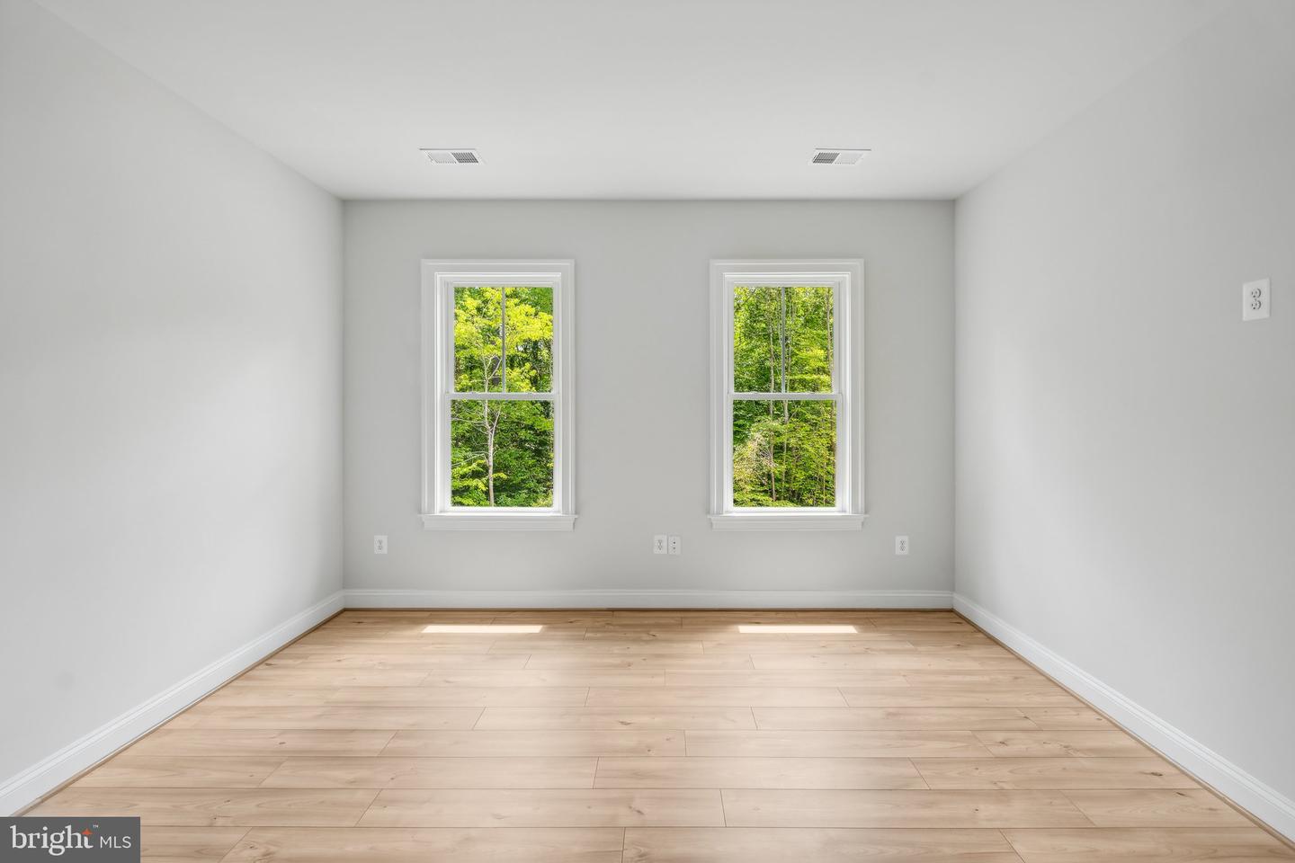 13749 ORLANDO RD, NOKESVILLE, Virginia 20181, 4 Bedrooms Bedrooms, ,3 BathroomsBathrooms,Residential,For sale,13749 ORLANDO RD,VAPW2112648 MLS # VAPW2112648