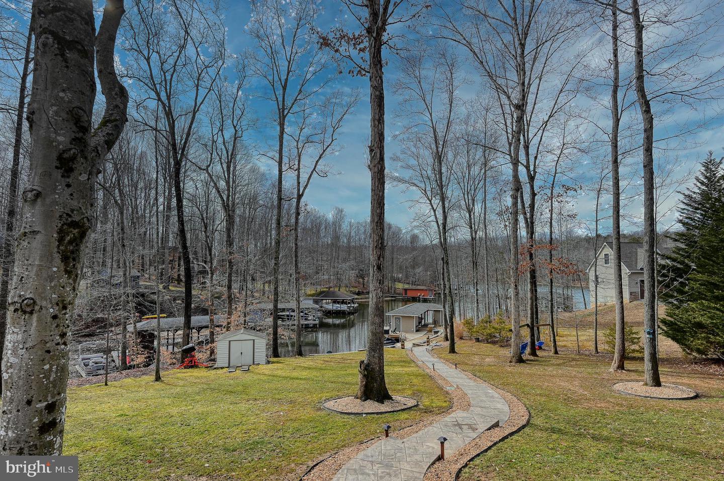 14 ELNOR RD, BUMPASS, Virginia 23024, 4 Bedrooms Bedrooms, 8 Rooms Rooms,3 BathroomsBathrooms,Residential,For sale,14 ELNOR RD,VALA2009260 MLS # VALA2009260