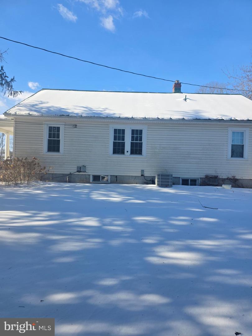 BOYCE, Virginia 22620, 3 Bedrooms Bedrooms, ,1 BathroomBathrooms,Residential,For sale,VACL2006498 MLS # VACL2006498