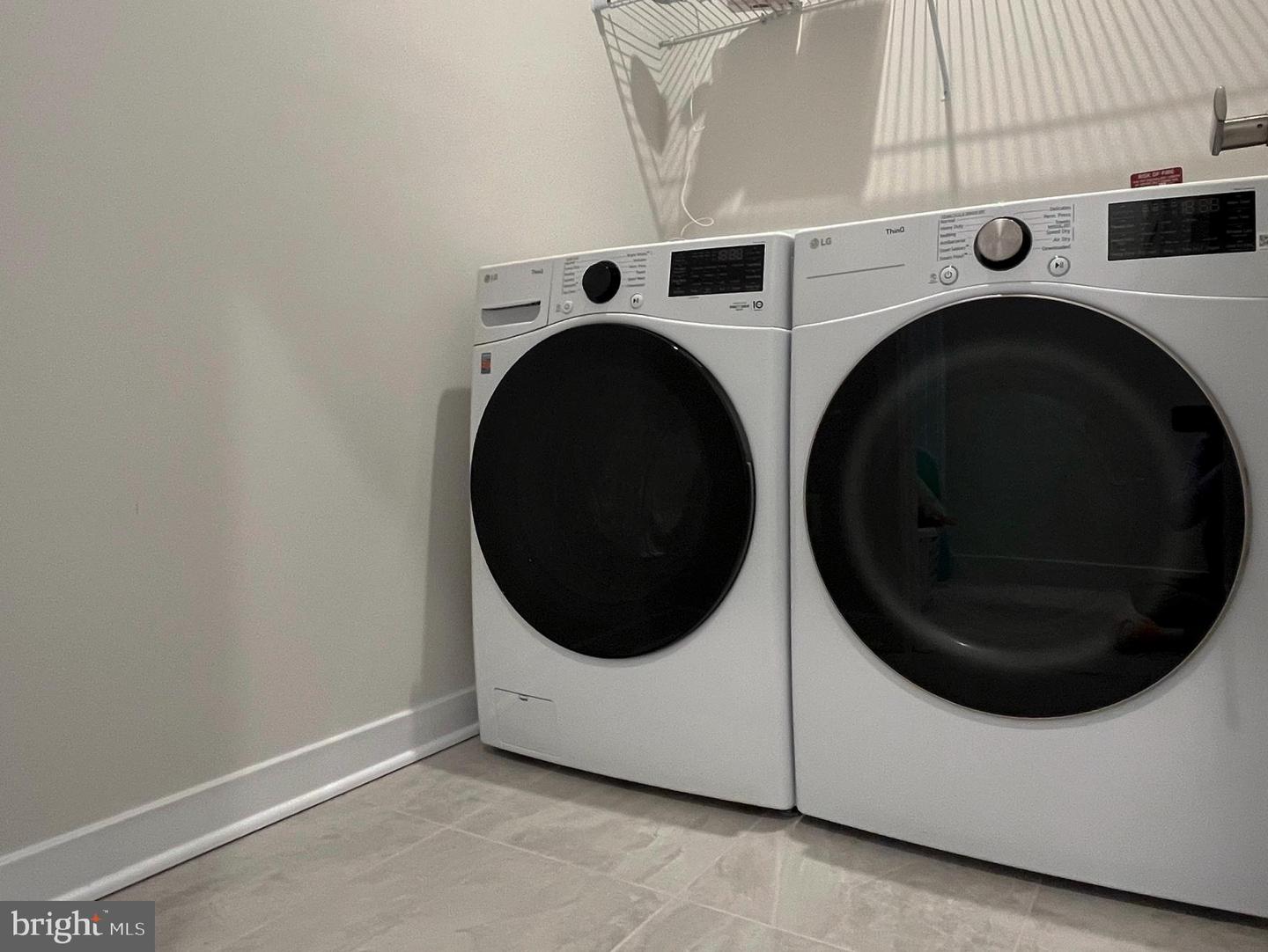 4456 SULFORD TER, CHANTILLY, Virginia 20151, 4 Bedrooms Bedrooms, ,3 BathroomsBathrooms,Residential,For sale,4456 SULFORD TER,VAFX2290188 MLS # VAFX2290188