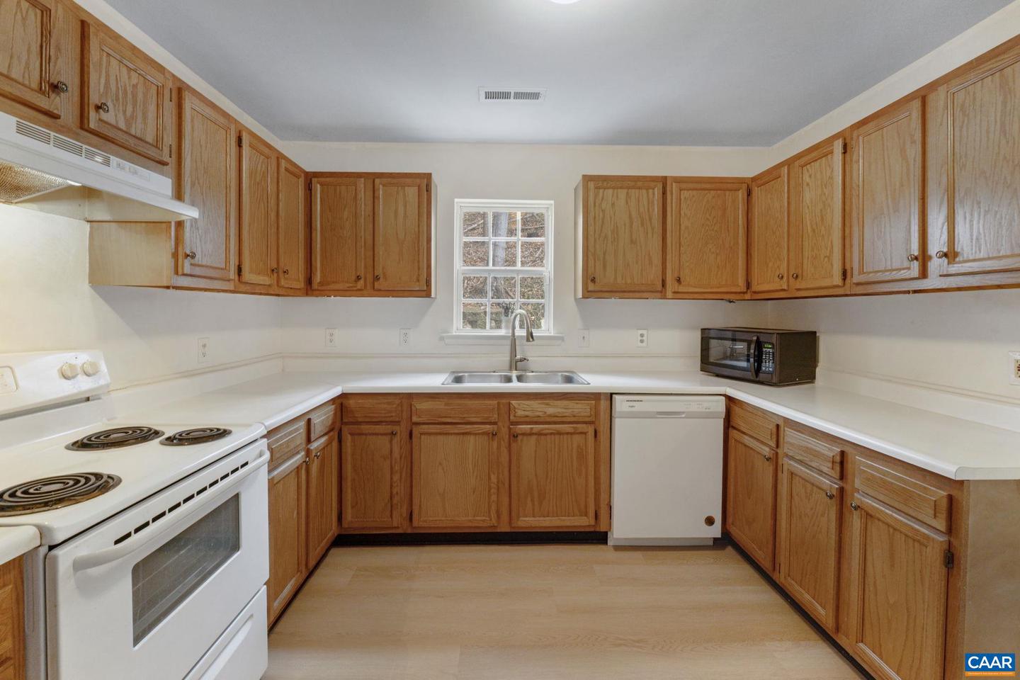 972 TOWNE LN, CHARLOTTESVILLE, Virginia 22901, 3 Bedrooms Bedrooms, ,2 BathroomsBathrooms,Residential,For sale,972 TOWNE LN,673631 MLS # 673631