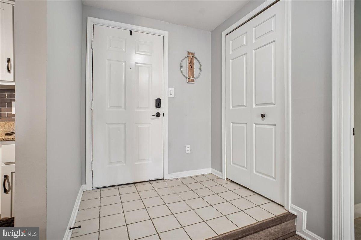 244 S REYNOLDS ST #109, ALEXANDRIA, Virginia 22304, ,Residential,For sale,244 S REYNOLDS ST #109,VAAX2054490 MLS # VAAX2054490