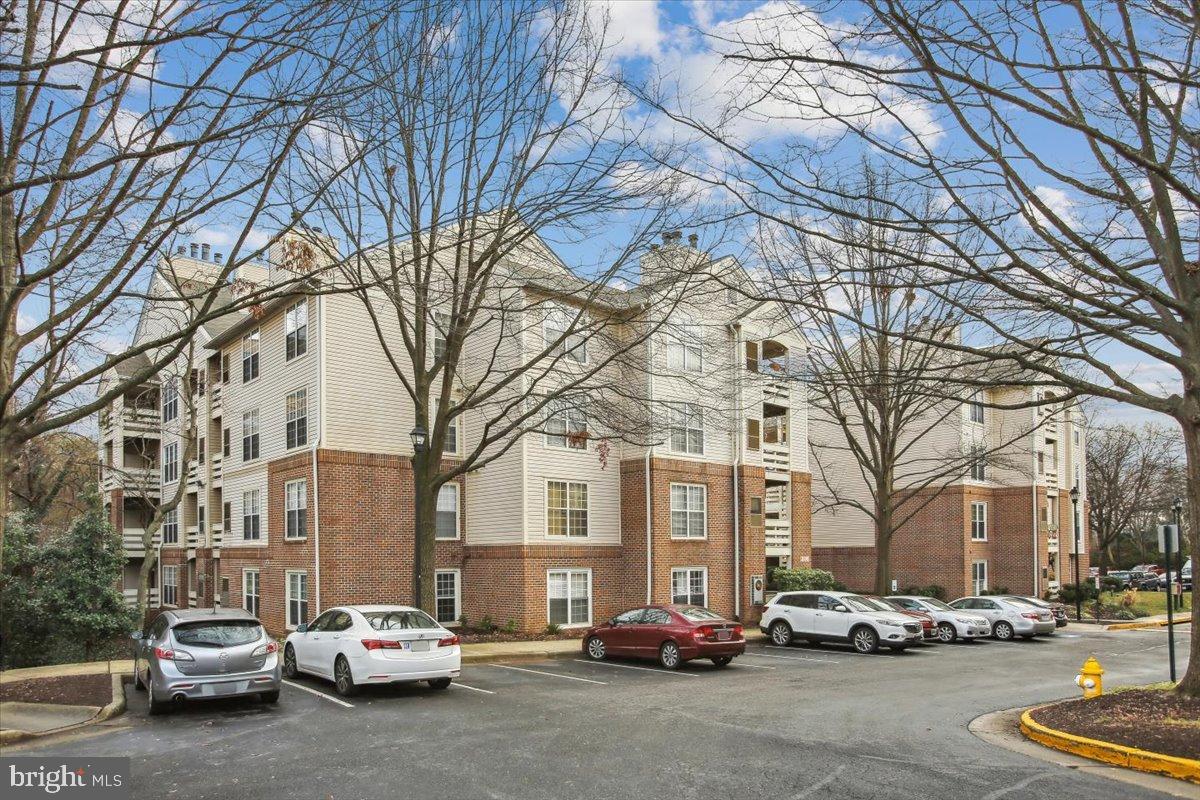 244 S REYNOLDS ST #109, ALEXANDRIA, Virginia 22304, ,Residential,For sale,244 S REYNOLDS ST #109,VAAX2054490 MLS # VAAX2054490