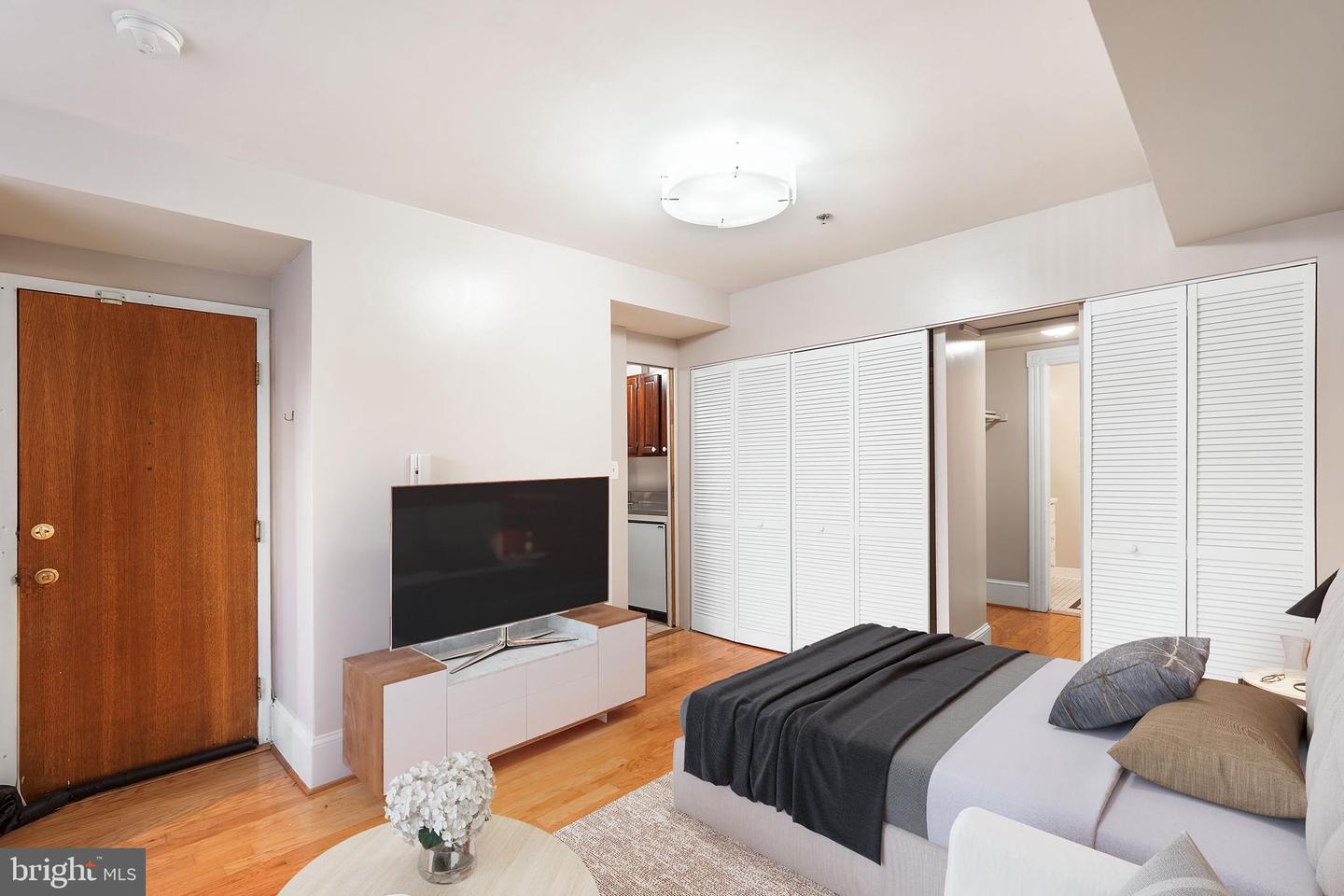 2032 16TH ST NW #1, WASHINGTON, District Of Columbia 20009, ,1 BathroomBathrooms,Residential,For sale,2032 16TH ST NW #1,DCDC2247928 MLS # DCDC2247928