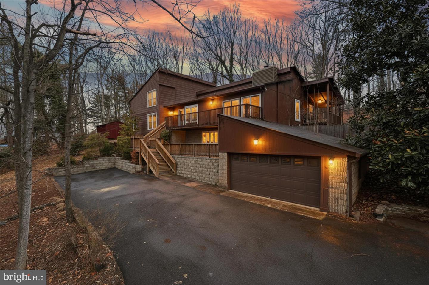 5196 JACKSON CT, WARRENTON, Virginia 20187, 5 Bedrooms Bedrooms, ,3 BathroomsBathrooms,Residential,For sale,5196 JACKSON CT,VAFQ2020732 MLS # VAFQ2020732