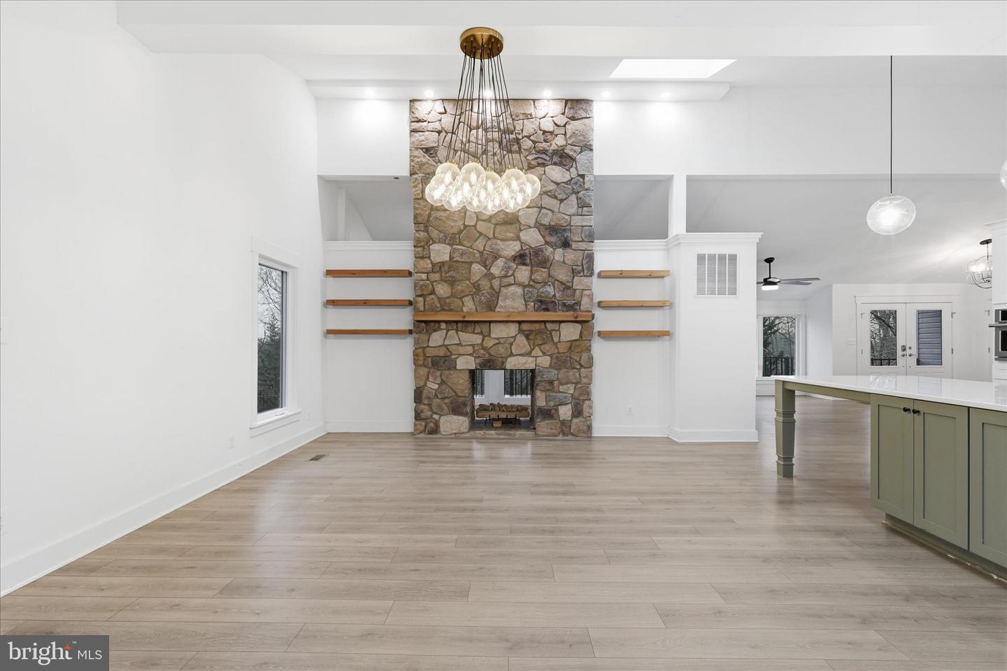 5196 JACKSON CT, WARRENTON, Virginia 20187, 5 Bedrooms Bedrooms, ,3 BathroomsBathrooms,Residential,For sale,5196 JACKSON CT,VAFQ2020732 MLS # VAFQ2020732