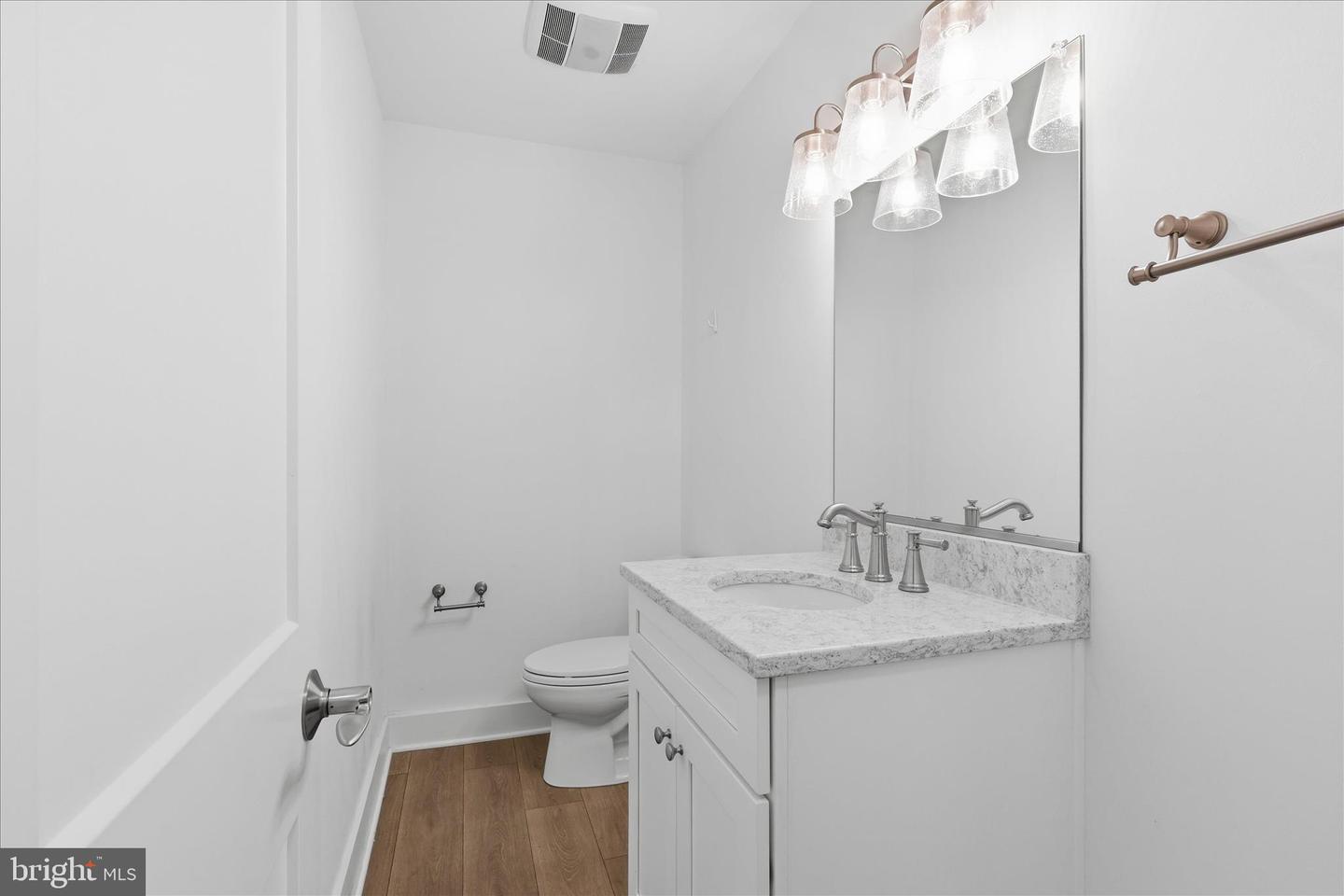 5196 JACKSON CT, WARRENTON, Virginia 20187, 5 Bedrooms Bedrooms, ,3 BathroomsBathrooms,Residential,For sale,5196 JACKSON CT,VAFQ2020732 MLS # VAFQ2020732