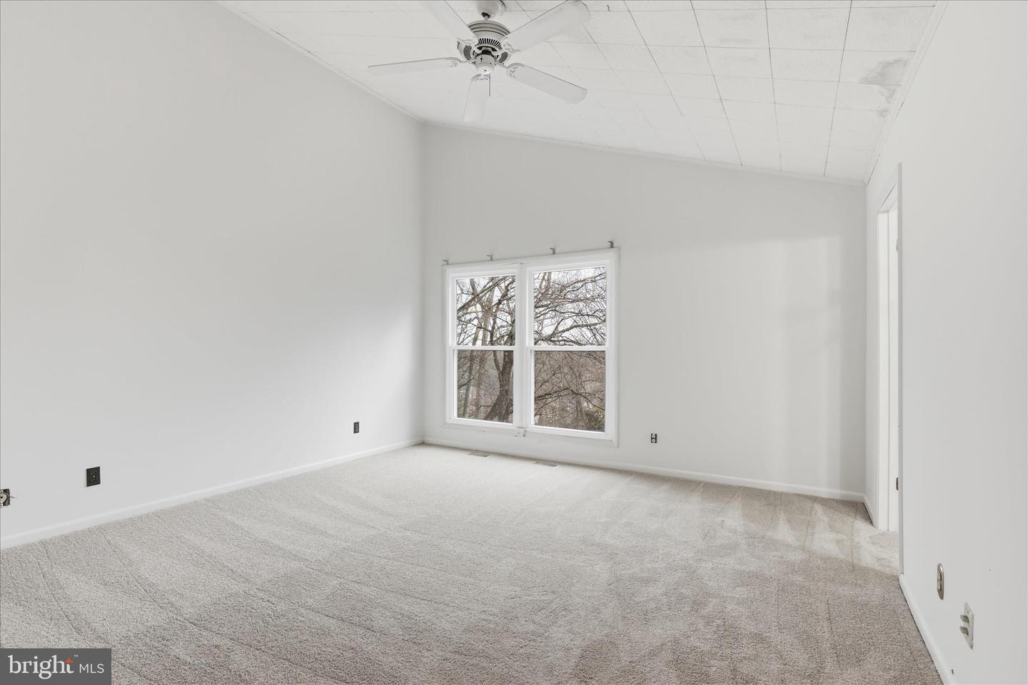 5196 JACKSON CT, WARRENTON, Virginia 20187, 5 Bedrooms Bedrooms, ,3 BathroomsBathrooms,Residential,For sale,5196 JACKSON CT,VAFQ2020732 MLS # VAFQ2020732