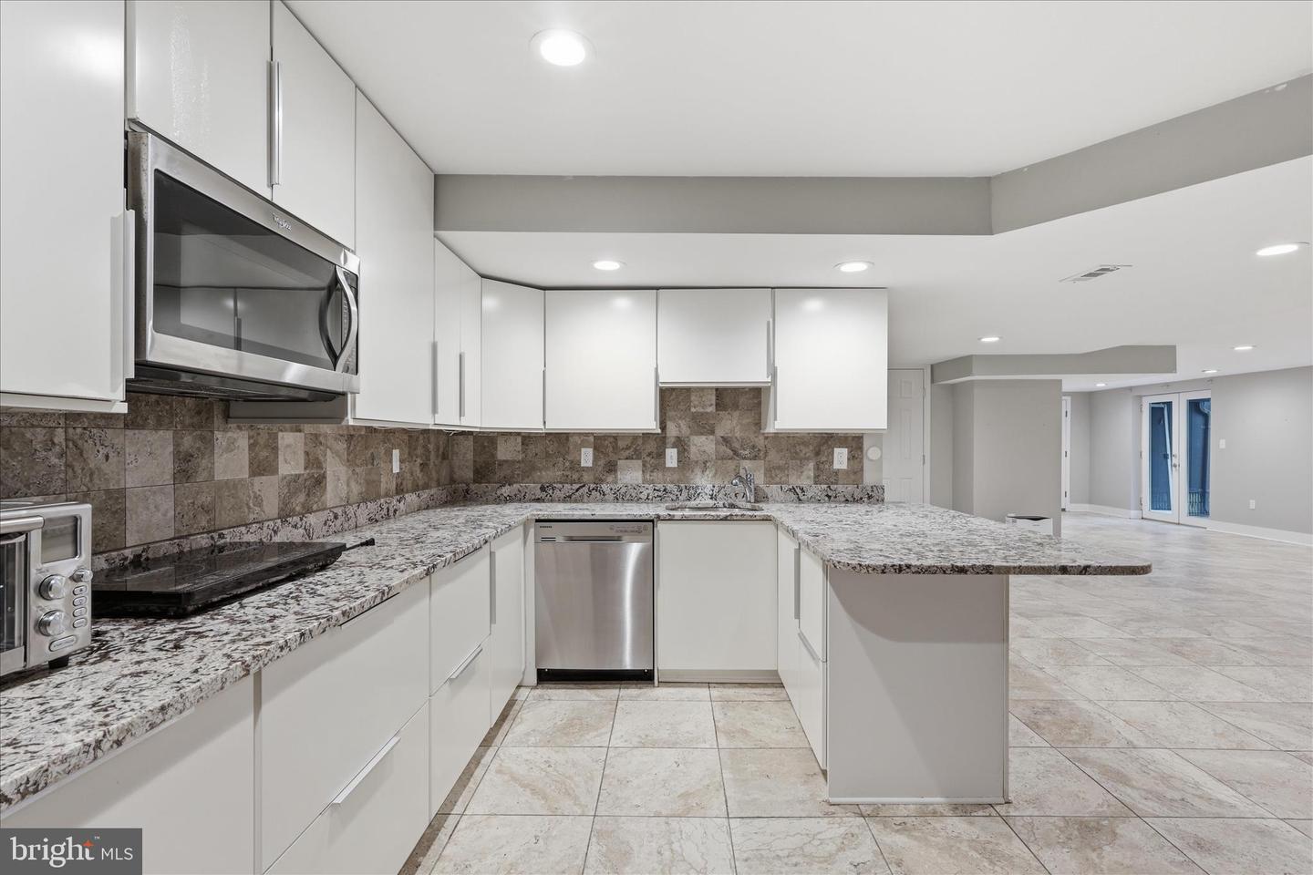 5196 JACKSON CT, WARRENTON, Virginia 20187, 5 Bedrooms Bedrooms, ,3 BathroomsBathrooms,Residential,For sale,5196 JACKSON CT,VAFQ2020732 MLS # VAFQ2020732