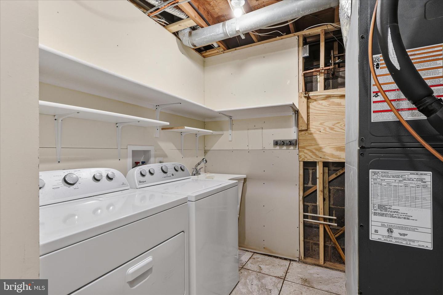 5196 JACKSON CT, WARRENTON, Virginia 20187, 5 Bedrooms Bedrooms, ,3 BathroomsBathrooms,Residential,For sale,5196 JACKSON CT,VAFQ2020732 MLS # VAFQ2020732