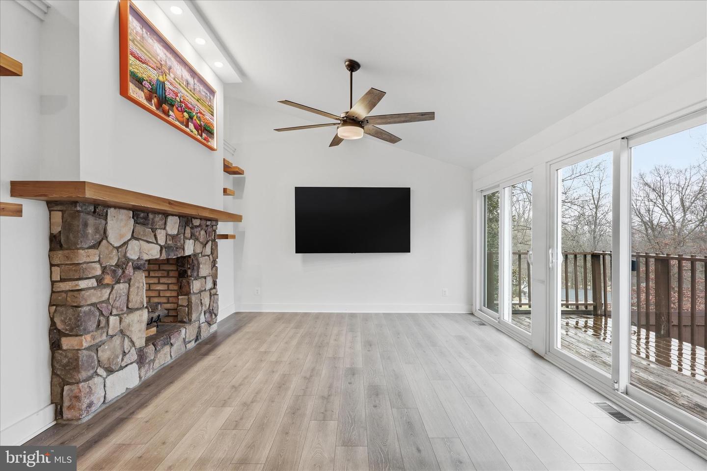 5196 JACKSON CT, WARRENTON, Virginia 20187, 5 Bedrooms Bedrooms, ,3 BathroomsBathrooms,Residential,For sale,5196 JACKSON CT,VAFQ2020732 MLS # VAFQ2020732