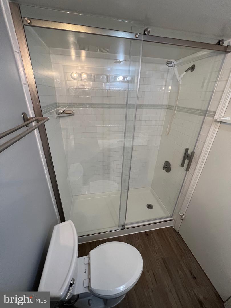 5918 COVE LANDING RD #204, BURKE, Virginia 22015, 2 Bedrooms Bedrooms, 4 Rooms Rooms,2 BathroomsBathrooms,Residential,For sale,5918 COVE LANDING RD #204,VAFX2293032 MLS # VAFX2293032 5918 COVE LANDING RD #204, BURKE, Virginia 22015, 2 Bedrooms Bedrooms, 4 Rooms Rooms,2 BathroomsBathrooms,Residential,For sale,5918 COVE LANDING RD #204,VAFX2293032 MLS # VAFX2293032