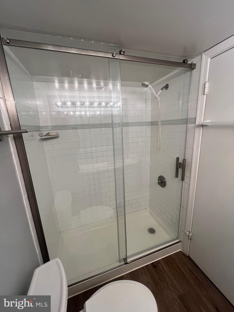 5918 COVE LANDING RD #204, BURKE, Virginia 22015, 2 Bedrooms Bedrooms, 4 Rooms Rooms,2 BathroomsBathrooms,Residential,For sale,5918 COVE LANDING RD #204,VAFX2293032 MLS # VAFX2293032 5918 COVE LANDING RD #204, BURKE, Virginia 22015, 2 Bedrooms Bedrooms, 4 Rooms Rooms,2 BathroomsBathrooms,Residential,For sale,5918 COVE LANDING RD #204,VAFX2293032 MLS # VAFX2293032