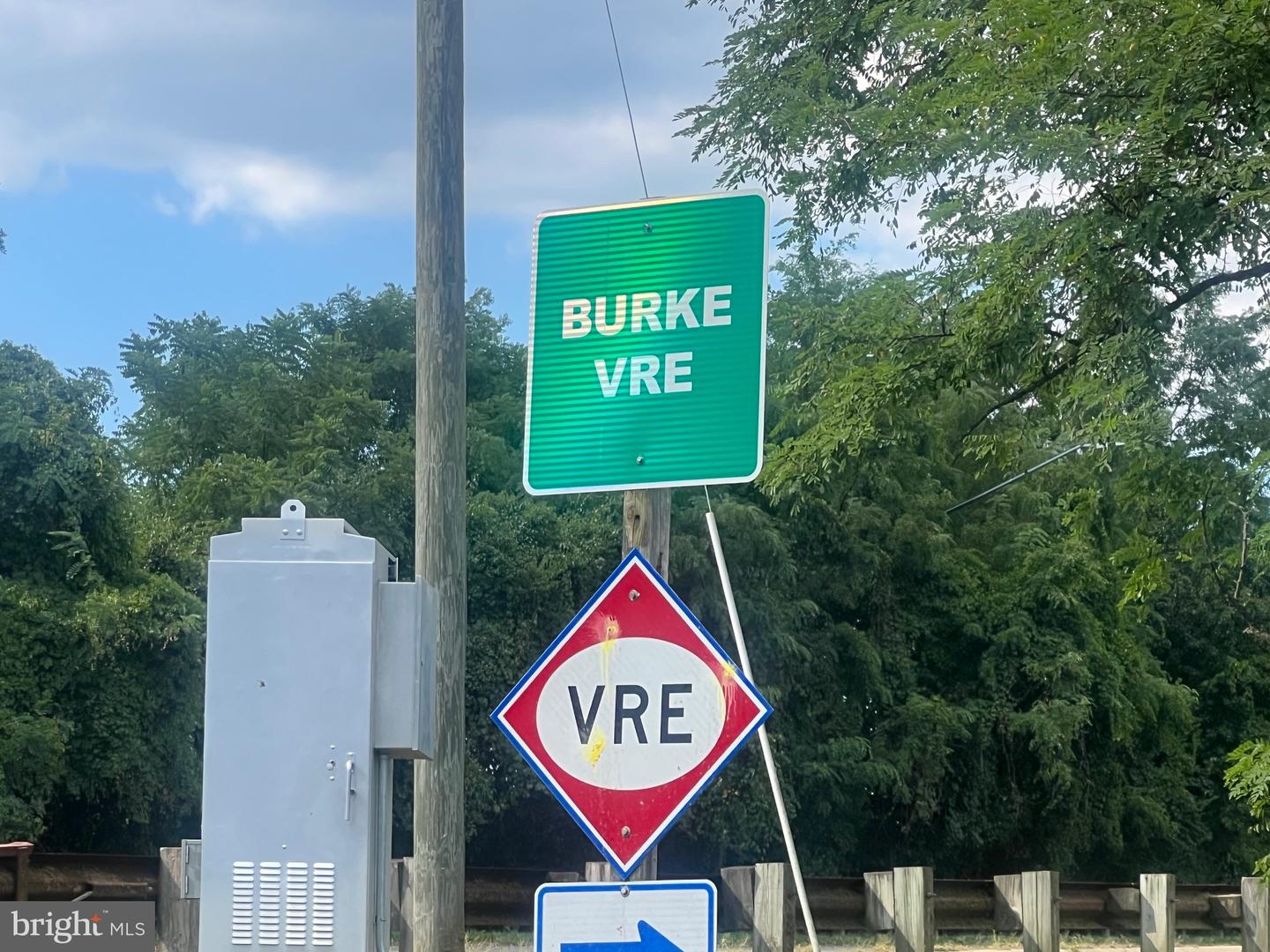 5918 COVE LANDING RD #204, BURKE, Virginia 22015, 2 Bedrooms Bedrooms, 4 Rooms Rooms,2 BathroomsBathrooms,Residential,For sale,5918 COVE LANDING RD #204,VAFX2293032 MLS # VAFX2293032 5918 COVE LANDING RD #204, BURKE, Virginia 22015, 2 Bedrooms Bedrooms, 4 Rooms Rooms,2 BathroomsBathrooms,Residential,For sale,5918 COVE LANDING RD #204,VAFX2293032 MLS # VAFX2293032