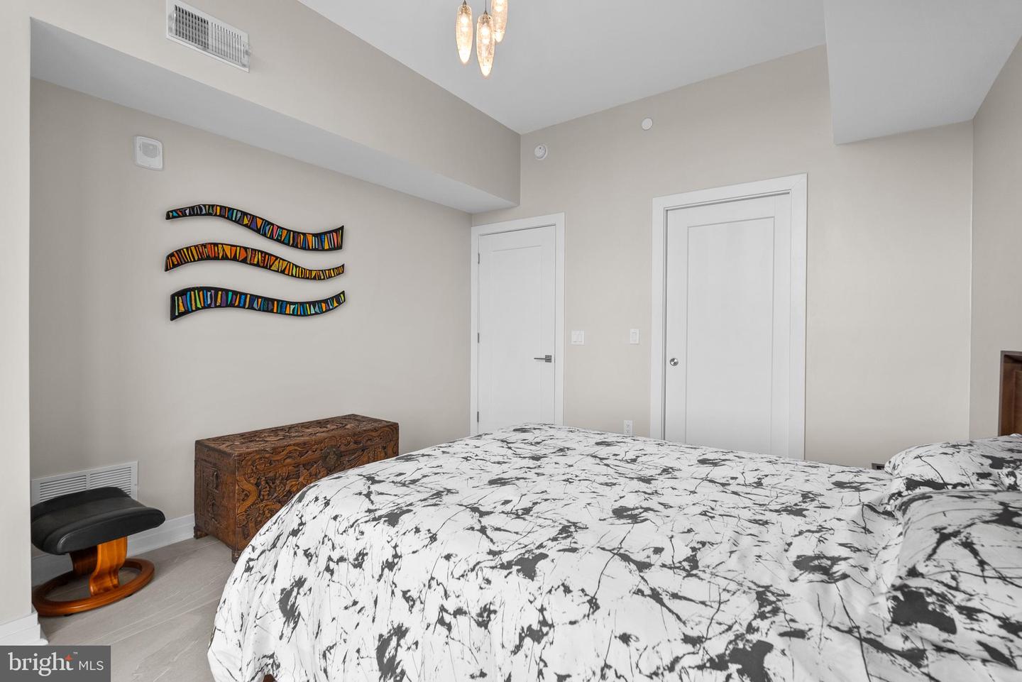 1201 N ROYAL ST #405, ALEXANDRIA, Virginia 22314, 2 Bedrooms Bedrooms, ,2 BathroomsBathrooms,Residential,For sale,1201 N ROYAL ST #405,VAAX2054492 MLS # VAAX2054492