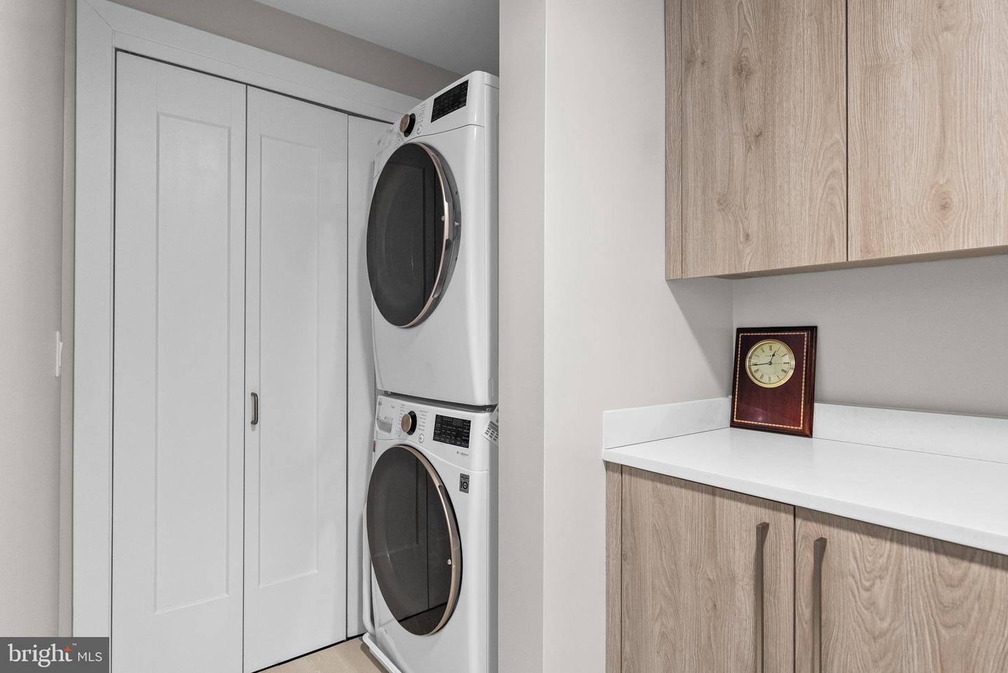 1201 N ROYAL ST #405, ALEXANDRIA, Virginia 22314, 2 Bedrooms Bedrooms, ,2 BathroomsBathrooms,Residential,For sale,1201 N ROYAL ST #405,VAAX2054492 MLS # VAAX2054492