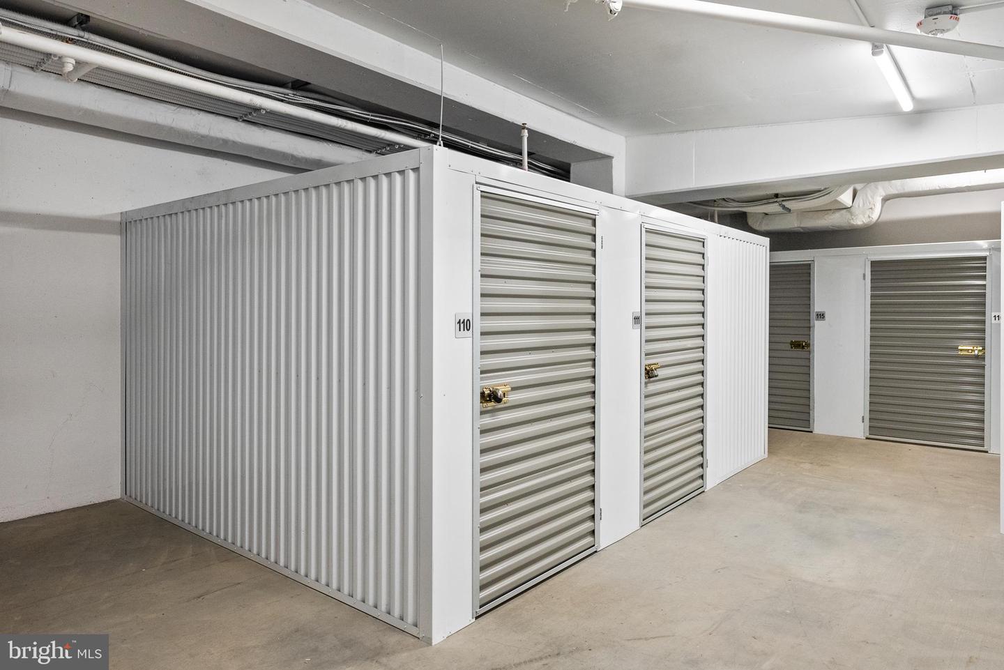 1201 N ROYAL ST #405, ALEXANDRIA, Virginia 22314, 2 Bedrooms Bedrooms, ,2 BathroomsBathrooms,Residential,For sale,1201 N ROYAL ST #405,VAAX2054492 MLS # VAAX2054492