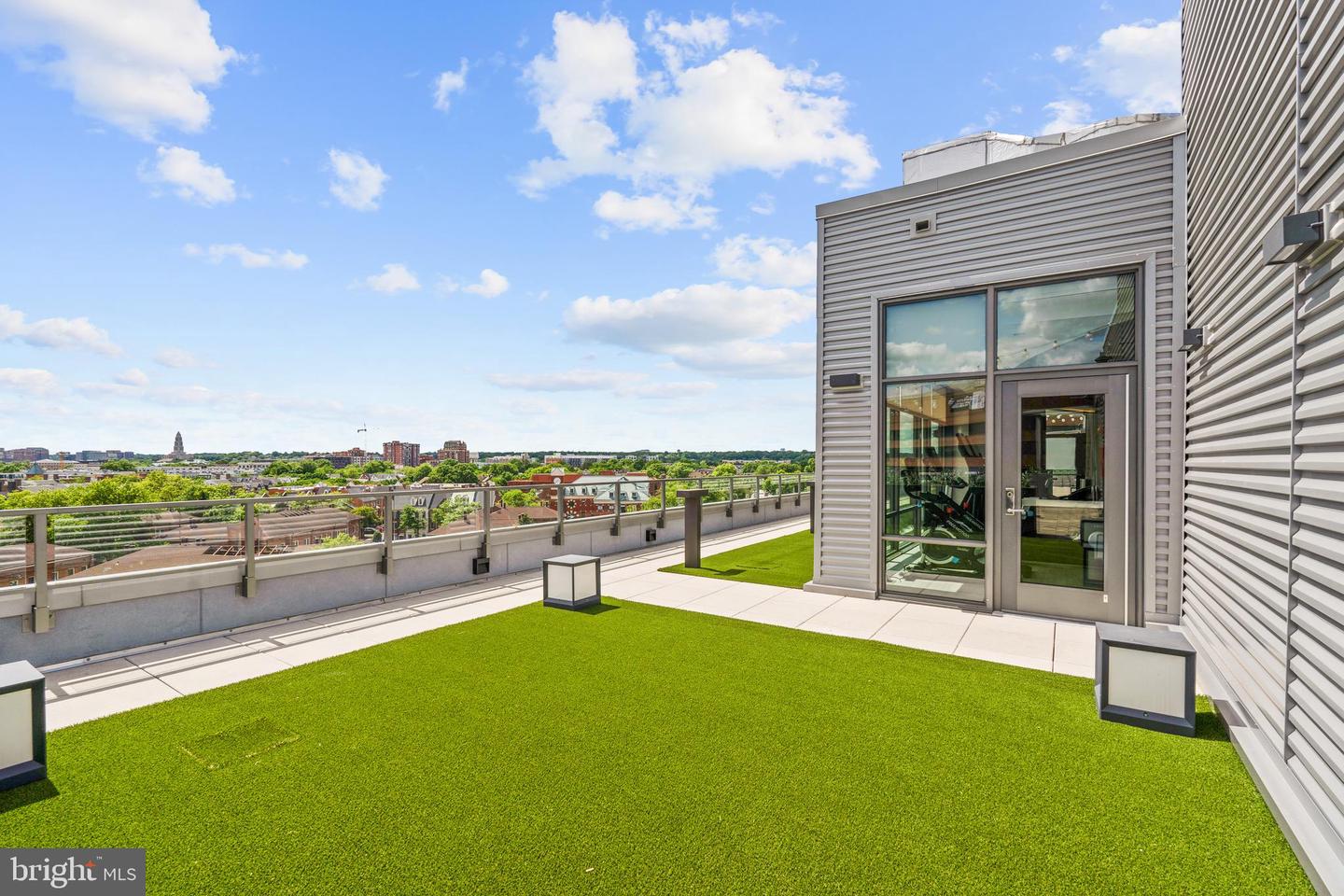 1201 N ROYAL ST #405, ALEXANDRIA, Virginia 22314, 2 Bedrooms Bedrooms, ,2 BathroomsBathrooms,Residential,For sale,1201 N ROYAL ST #405,VAAX2054492 MLS # VAAX2054492