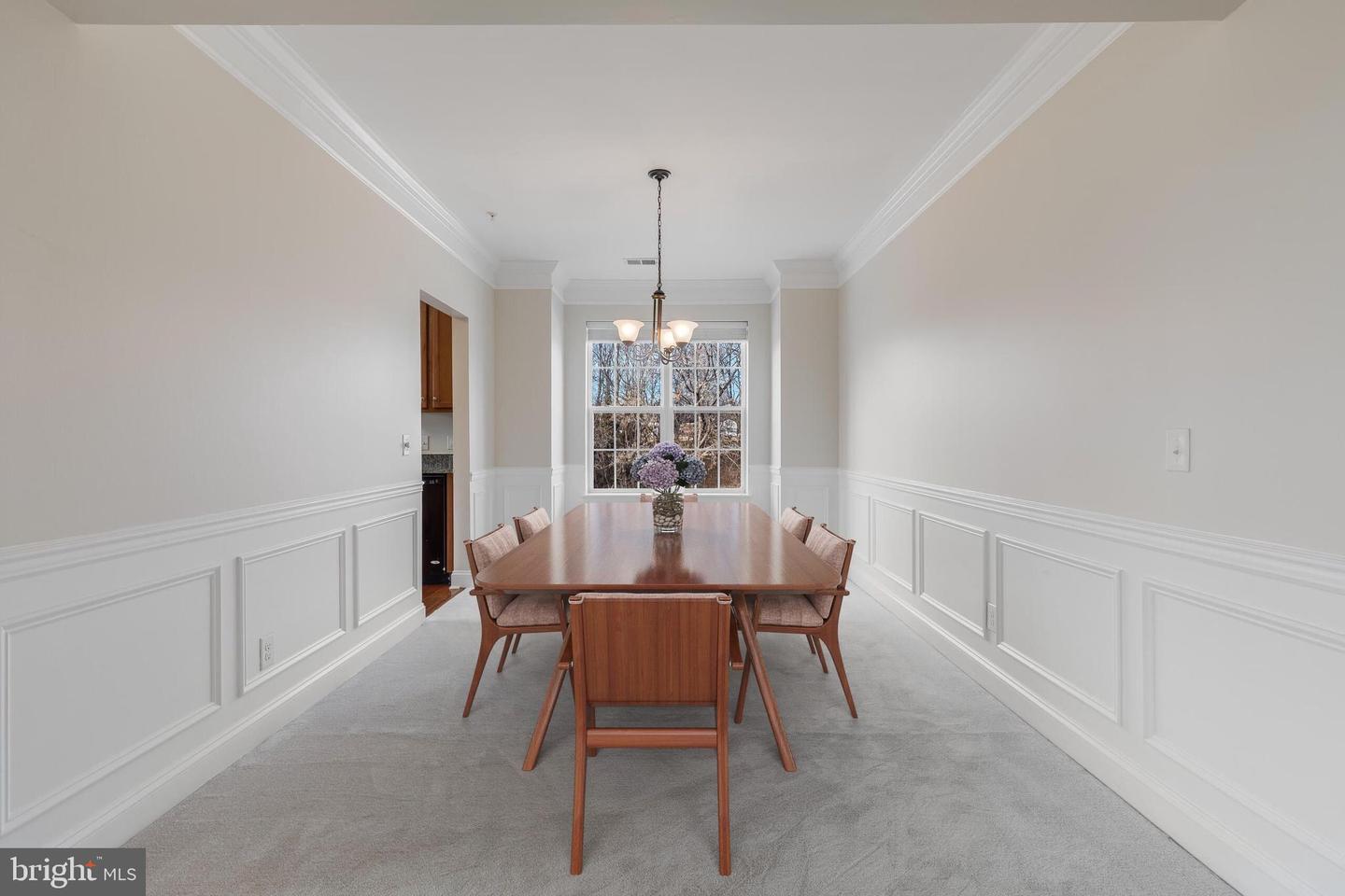 9204 CHARLESTON DR #206, MANASSAS, Virginia 20110, 2 Bedrooms Bedrooms, 4 Rooms Rooms,2 BathroomsBathrooms,Residential,For sale,9204 CHARLESTON DR #206,VAMN2010332 MLS # VAMN2010332