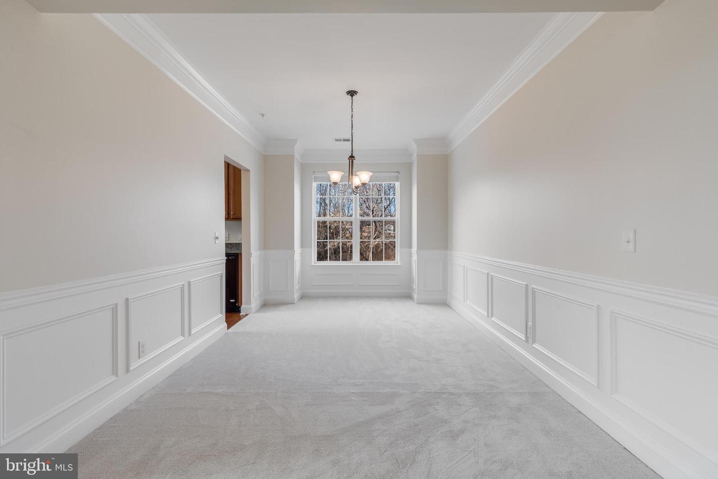 9204 CHARLESTON DR #206, MANASSAS, Virginia 20110, 2 Bedrooms Bedrooms, 4 Rooms Rooms,2 BathroomsBathrooms,Residential,For sale,9204 CHARLESTON DR #206,VAMN2010332 MLS # VAMN2010332