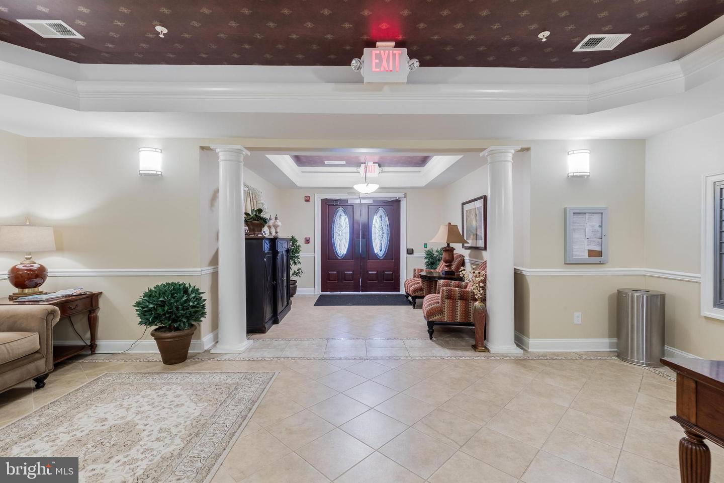 9204 CHARLESTON DR #206, MANASSAS, Virginia 20110, 2 Bedrooms Bedrooms, 4 Rooms Rooms,2 BathroomsBathrooms,Residential,For sale,9204 CHARLESTON DR #206,VAMN2010332 MLS # VAMN2010332