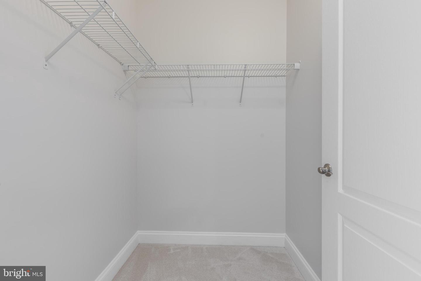 9204 CHARLESTON DR #206, MANASSAS, Virginia 20110, 2 Bedrooms Bedrooms, 4 Rooms Rooms,2 BathroomsBathrooms,Residential,For sale,9204 CHARLESTON DR #206,VAMN2010332 MLS # VAMN2010332