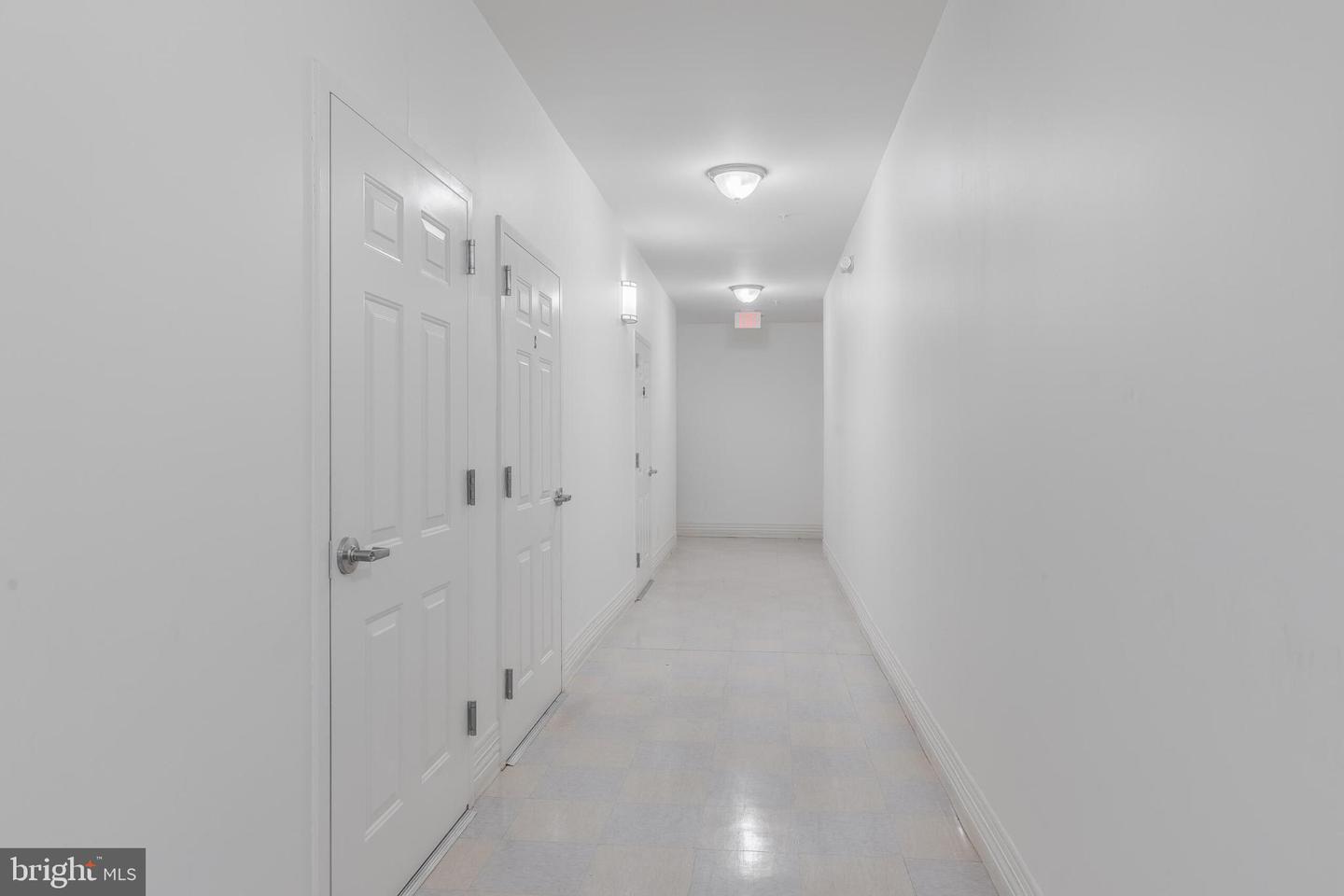 9204 CHARLESTON DR #206, MANASSAS, Virginia 20110, 2 Bedrooms Bedrooms, 4 Rooms Rooms,2 BathroomsBathrooms,Residential,For sale,9204 CHARLESTON DR #206,VAMN2010332 MLS # VAMN2010332