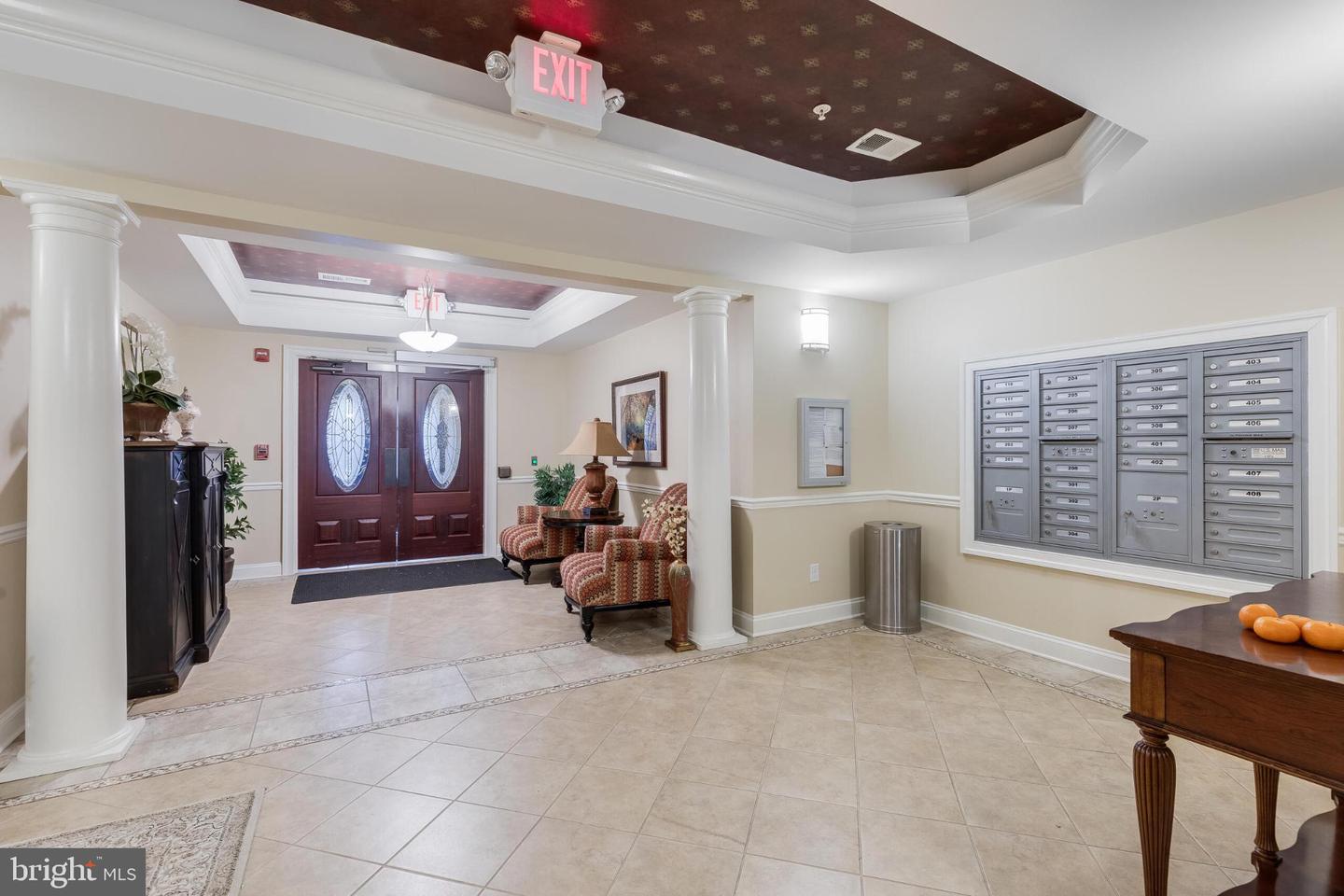 9204 CHARLESTON DR #206, MANASSAS, Virginia 20110, 2 Bedrooms Bedrooms, 4 Rooms Rooms,2 BathroomsBathrooms,Residential,For sale,9204 CHARLESTON DR #206,VAMN2010332 MLS # VAMN2010332