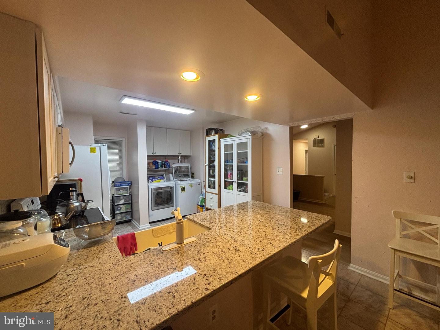 5406 CLUBSIDE LN, CENTREVILLE, Virginia 20120, 2 Bedrooms Bedrooms, 4 Rooms Rooms,2 BathroomsBathrooms,Residential,For sale,5406 CLUBSIDE LN,VAFX2292732 MLS # VAFX2292732 5406 CLUBSIDE LN, CENTREVILLE, Virginia 20120, 2 Bedrooms Bedrooms, 4 Rooms Rooms,2 BathroomsBathrooms,Residential,For sale,5406 CLUBSIDE LN,VAFX2292732 MLS # VAFX2292732