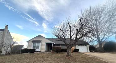 5406 CLUBSIDE LN, CENTREVILLE, Virginia 20120, 2 Bedrooms Bedrooms, 4 Rooms Rooms,2 BathroomsBathrooms,Residential,For sale,5406 CLUBSIDE LN,VAFX2292732 MLS # VAFX2292732