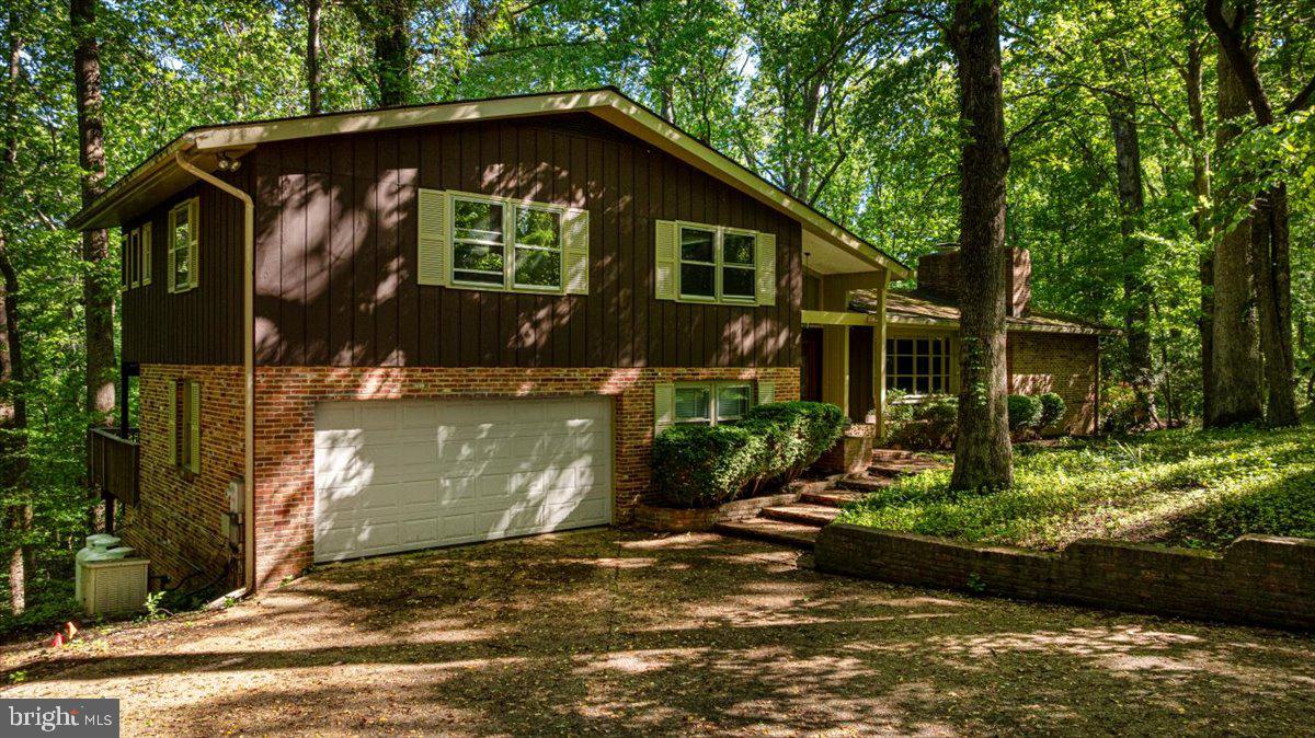 7818 GEORGETOWN PIKE, MCLEAN, Virginia 22102, 4 Bedrooms Bedrooms, ,3 BathroomsBathrooms,Residential,For sale,7818 GEORGETOWN PIKE,VAFX2292820 MLS # VAFX2292820