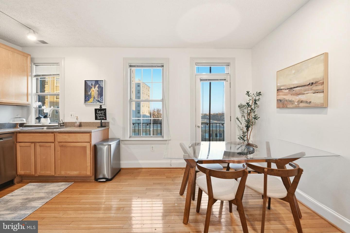 1401 COLUMBIA RD NW #414, WASHINGTON, District Of Columbia 20009, 1 Bedroom Bedrooms, 4 Rooms Rooms,1 BathroomBathrooms,Residential,For sale,1401 COLUMBIA RD NW #414,DCDC2247932 MLS # DCDC2247932