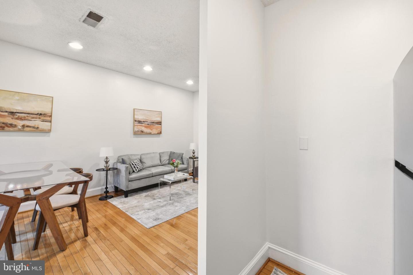 1401 COLUMBIA RD NW #414, WASHINGTON, District Of Columbia 20009, 1 Bedroom Bedrooms, 4 Rooms Rooms,1 BathroomBathrooms,Residential,For sale,1401 COLUMBIA RD NW #414,DCDC2247932 MLS # DCDC2247932