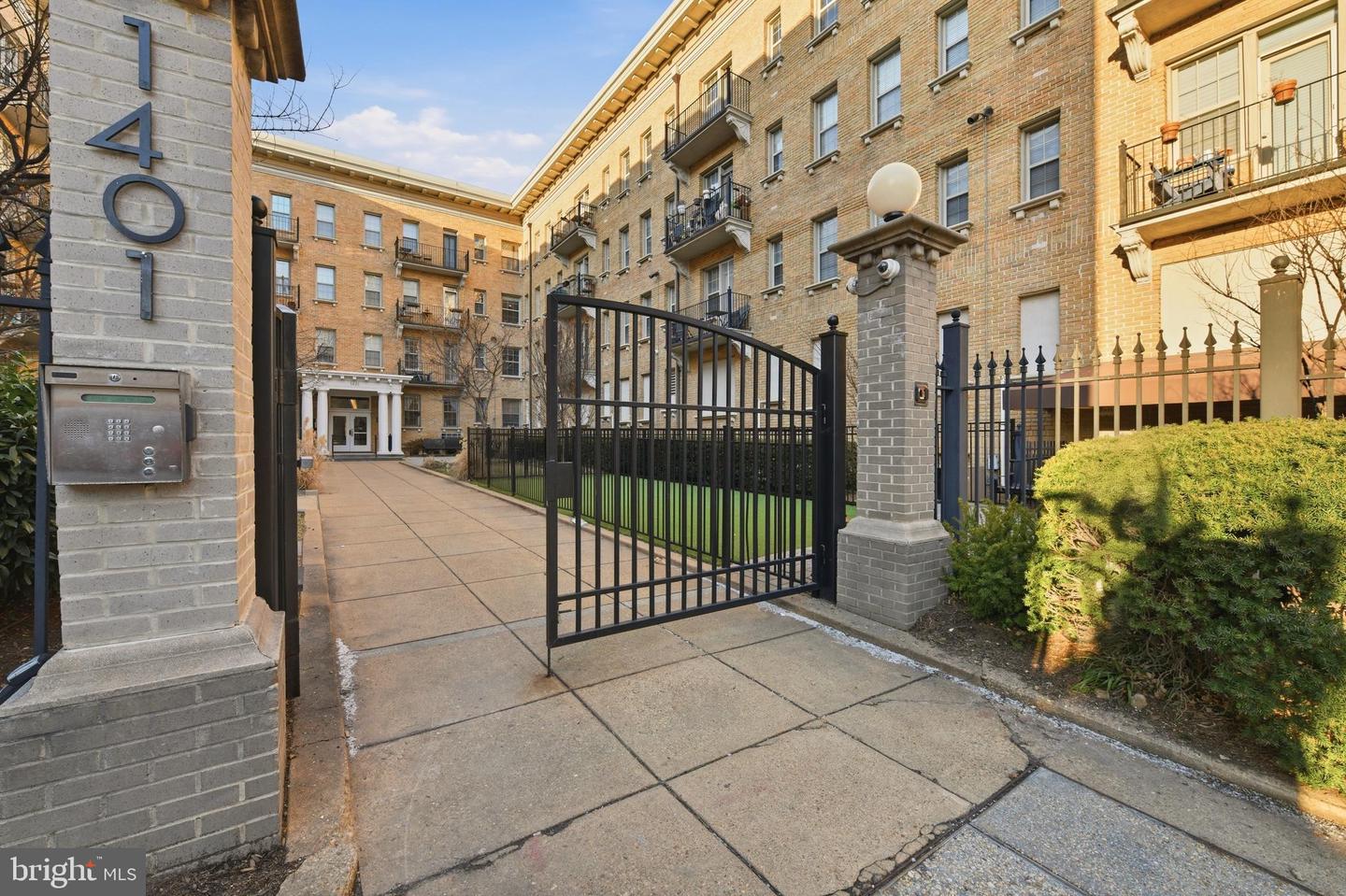 1401 COLUMBIA RD NW #414, WASHINGTON, District Of Columbia 20009, 1 Bedroom Bedrooms, 4 Rooms Rooms,1 BathroomBathrooms,Residential,For sale,1401 COLUMBIA RD NW #414,DCDC2247932 MLS # DCDC2247932