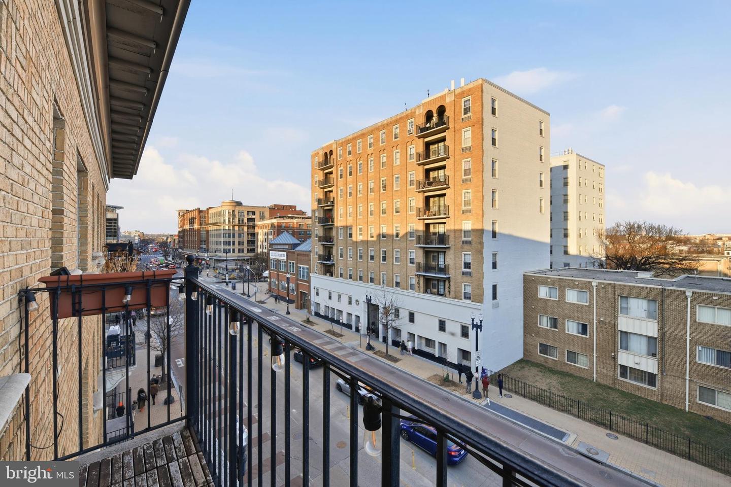 1401 COLUMBIA RD NW #414, WASHINGTON, District Of Columbia 20009, 1 Bedroom Bedrooms, 4 Rooms Rooms,1 BathroomBathrooms,Residential,For sale,1401 COLUMBIA RD NW #414,DCDC2247932 MLS # DCDC2247932