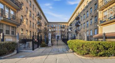 1401 COLUMBIA RD NW #414, WASHINGTON, District Of Columbia 20009, 1 Bedroom Bedrooms, 4 Rooms Rooms,1 BathroomBathrooms,Residential,For sale,1401 COLUMBIA RD NW #414,DCDC2247932 MLS # DCDC2247932