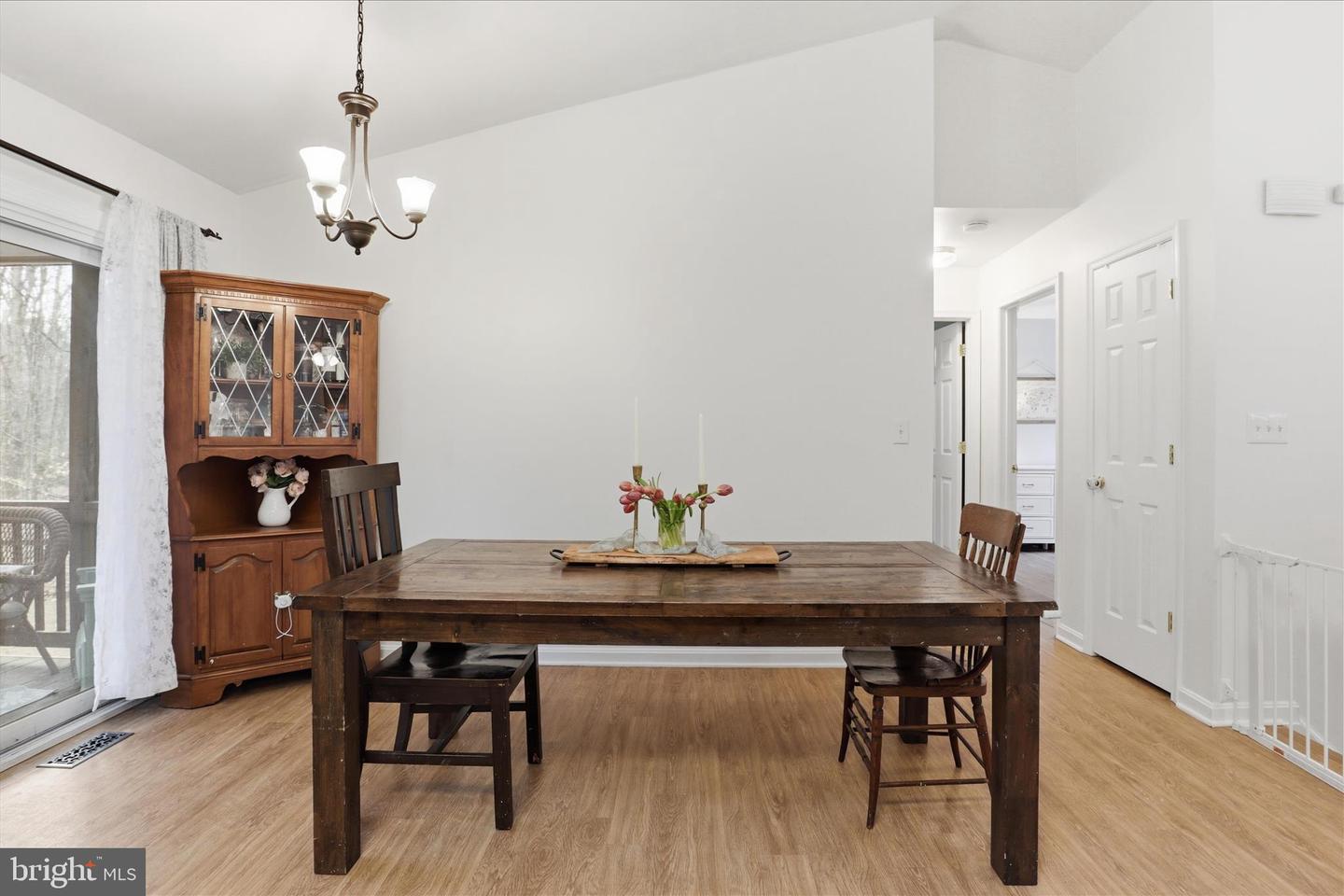 8507 LESLIE CT, FREDERICKSBURG, Virginia 22407, 3 Bedrooms Bedrooms, ,2 BathroomsBathrooms,Residential,For sale,8507 LESLIE CT,VASP2039596 MLS # VASP2039596