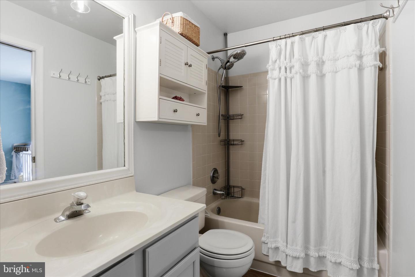 8507 LESLIE CT, FREDERICKSBURG, Virginia 22407, 3 Bedrooms Bedrooms, ,2 BathroomsBathrooms,Residential,For sale,8507 LESLIE CT,VASP2039596 MLS # VASP2039596