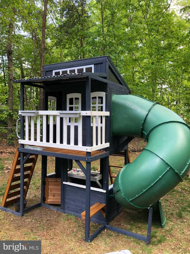 8507 LESLIE CT, FREDERICKSBURG, Virginia 22407, 3 Bedrooms Bedrooms, ,2 BathroomsBathrooms,Residential,For sale,8507 LESLIE CT,VASP2039596 MLS # VASP2039596