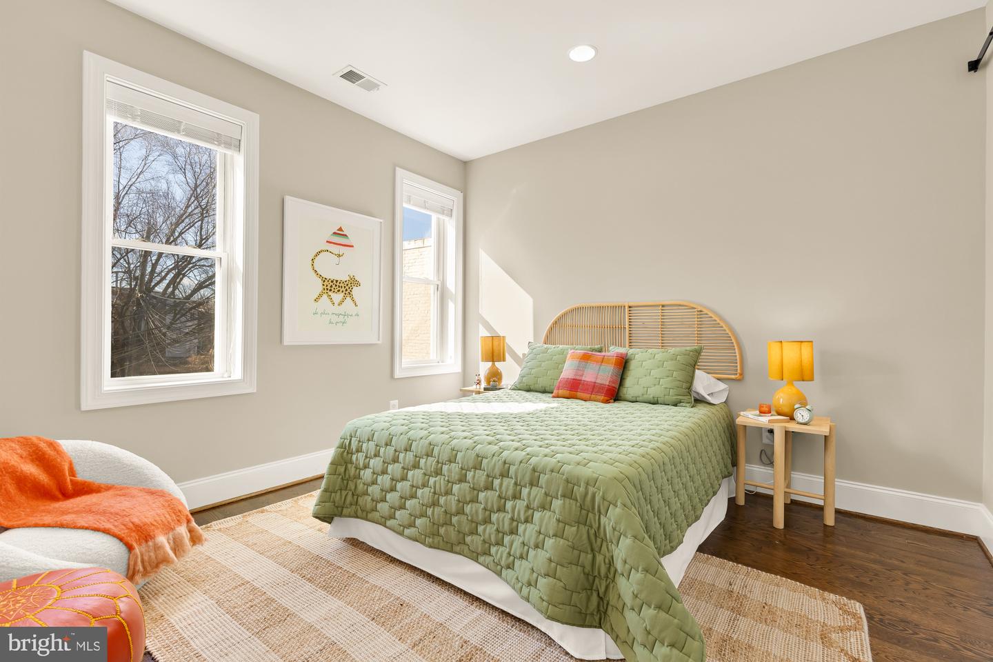 1415 F ST NE, WASHINGTON, District Of Columbia 20002, 3 Bedrooms Bedrooms, ,3 BathroomsBathrooms,Residential,For sale,1415 F ST NE,DCDC2247964 MLS # DCDC2247964