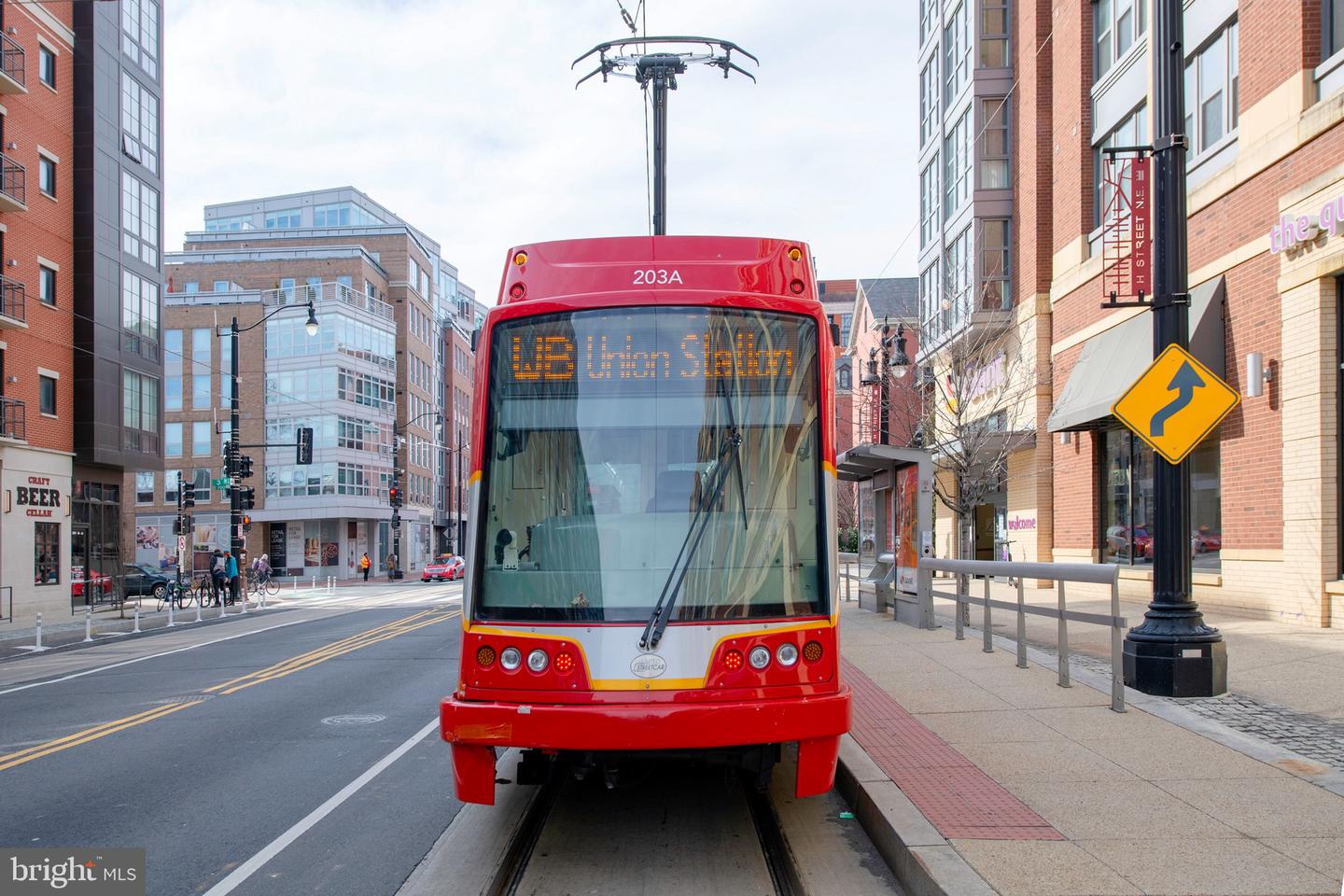 1415 F ST NE, WASHINGTON, District Of Columbia 20002, 3 Bedrooms Bedrooms, ,3 BathroomsBathrooms,Residential,For sale,1415 F ST NE,DCDC2247964 MLS # DCDC2247964