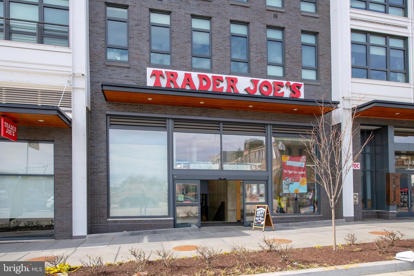 1415 F ST NE, WASHINGTON, District Of Columbia 20002, 3 Bedrooms Bedrooms, ,3 BathroomsBathrooms,Residential,For sale,1415 F ST NE,DCDC2247964 MLS # DCDC2247964