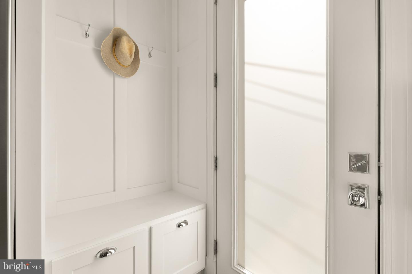 1415 F ST NE, WASHINGTON, District Of Columbia 20002, 3 Bedrooms Bedrooms, ,3 BathroomsBathrooms,Residential,For sale,1415 F ST NE,DCDC2247964 MLS # DCDC2247964