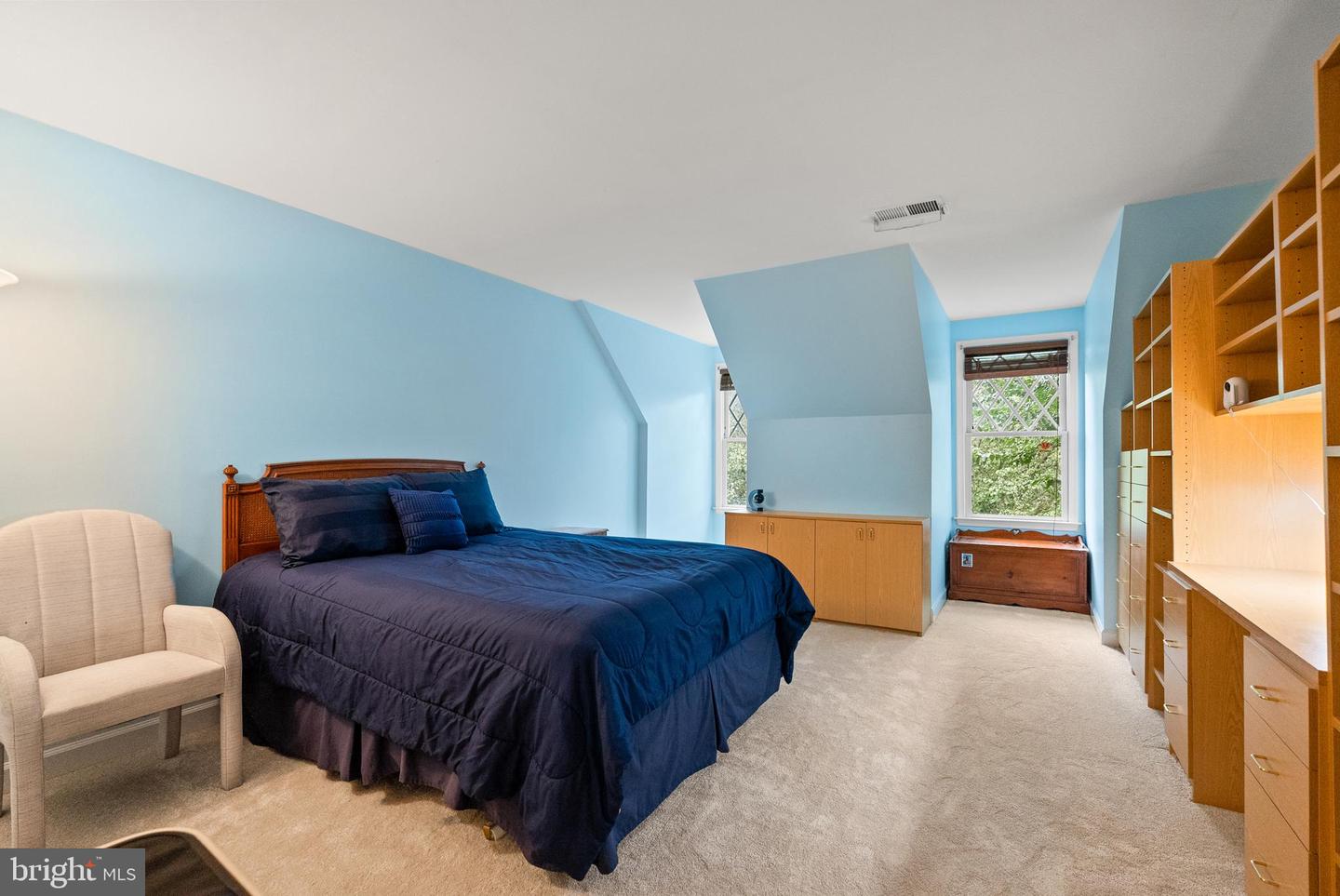 5340 CHANDLEY FARM CIR, CENTREVILLE, Virginia 20120, 6 Bedrooms Bedrooms, ,4 BathroomsBathrooms,Residential,For sale,5340 CHANDLEY FARM CIR,VAFX2292960 MLS # VAFX2292960