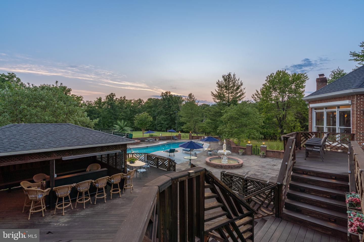 5340 CHANDLEY FARM CIR, CENTREVILLE, Virginia 20120, 6 Bedrooms Bedrooms, ,4 BathroomsBathrooms,Residential,For sale,5340 CHANDLEY FARM CIR,VAFX2292960 MLS # VAFX2292960