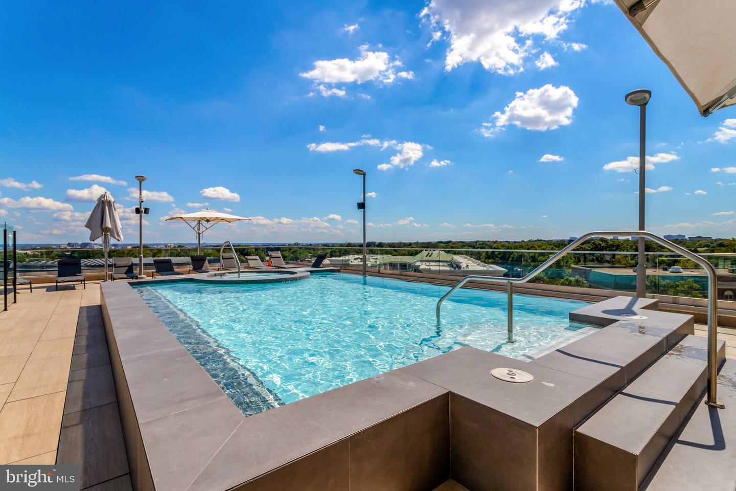 1021 N GARFIELD ST #740, ARLINGTON, Virginia 22201, 1 Bedroom Bedrooms, ,1 BathroomBathrooms,Residential,For sale,1021 N GARFIELD ST #740,VAAR2069342 MLS # VAAR2069342