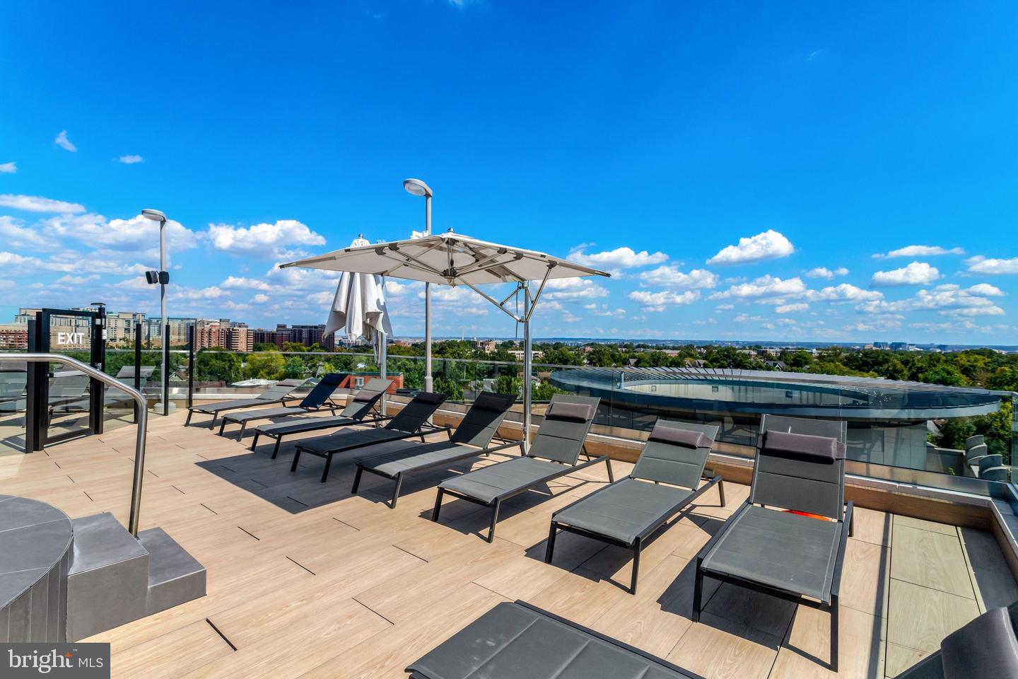 1021 N GARFIELD ST #740, ARLINGTON, Virginia 22201, 1 Bedroom Bedrooms, ,1 BathroomBathrooms,Residential,For sale,1021 N GARFIELD ST #740,VAAR2069342 MLS # VAAR2069342